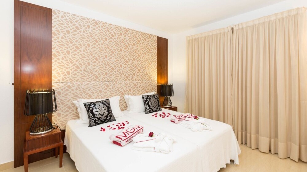 Grand Muthu Oura View Beach Club